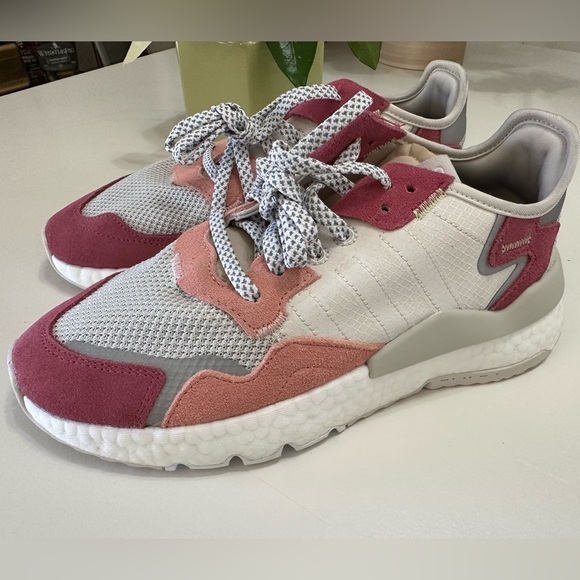 NWOB Adidas Night Jogger - Picture 11 of 16